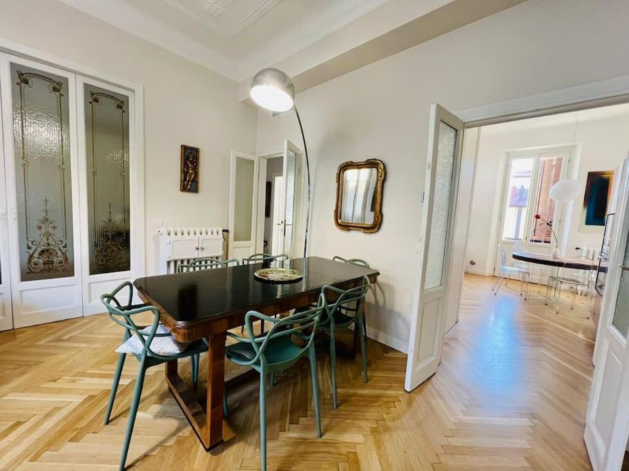 Magnifico D'epoca Ai Navigli Milan